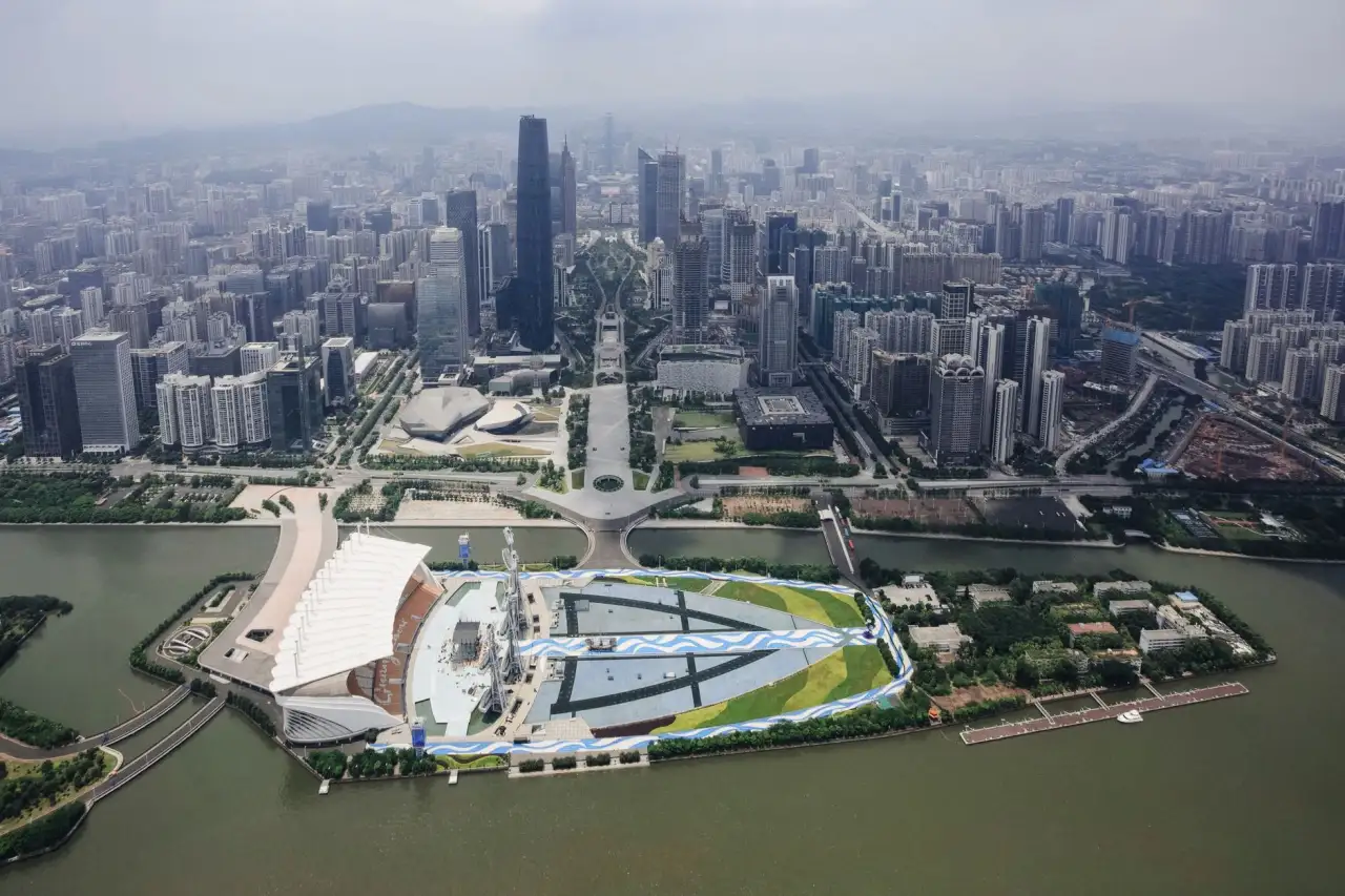 企业体检套餐选购指南：对比常规与深度慢病筛查方案